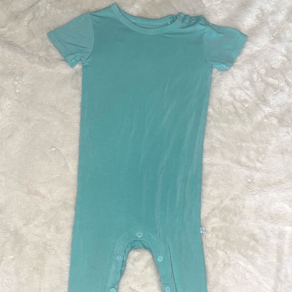 Posh Romper - Picture 2 of 7